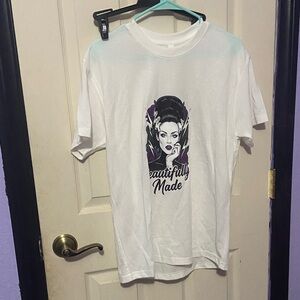 NWOT white bride of frankenstein graphic t-shirt (s: S)